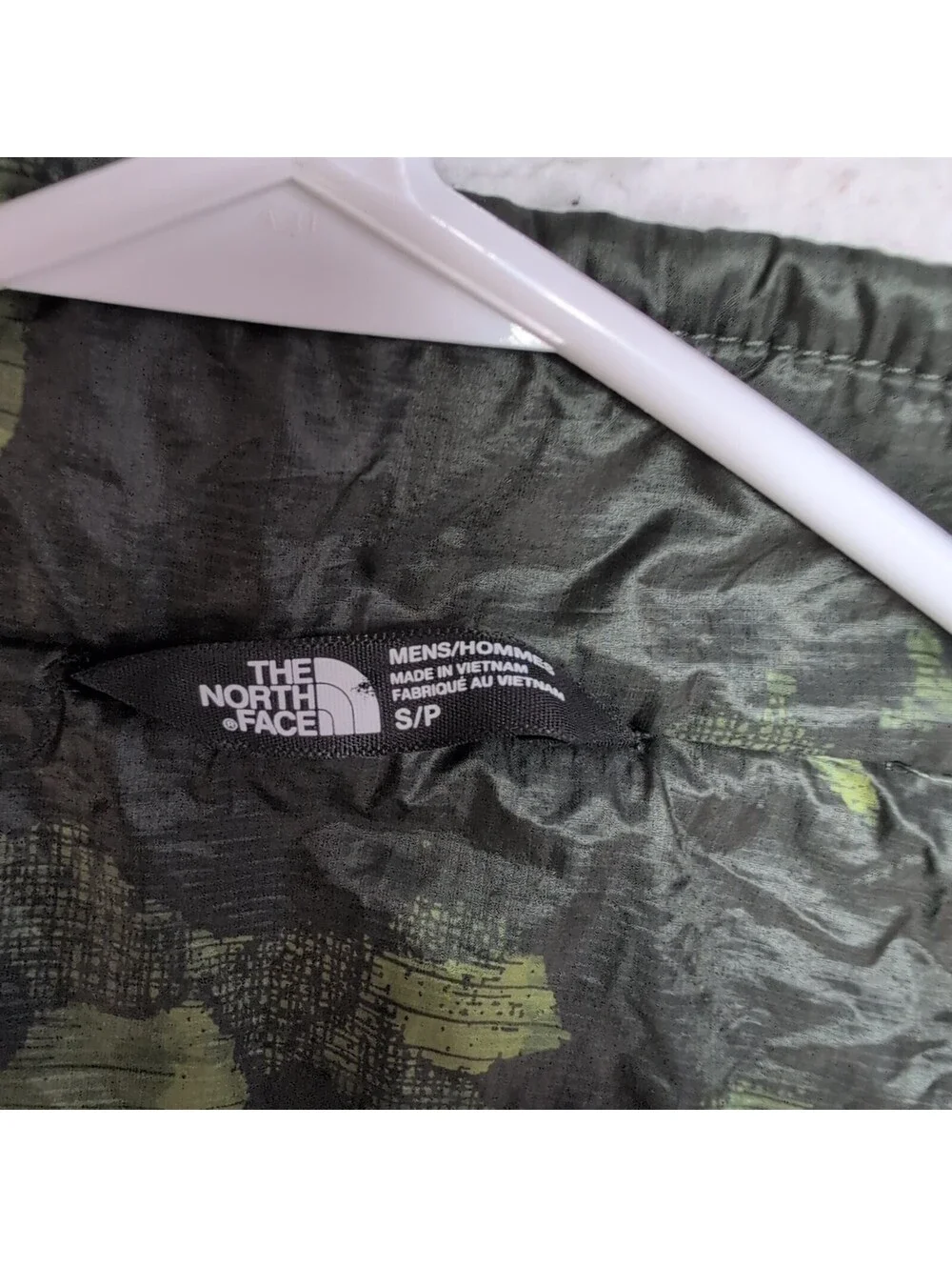 The North Face Camo ThermoBall Insulated Vest Men's Small Green Full Zip